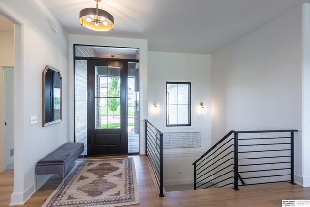 19006 Acorn Drive, Gretna, NE 68028