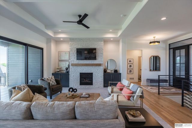 19006 Acorn Drive, Gretna, NE 68028