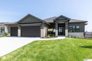 19006 Acorn Drive, Gretna, NE 68028