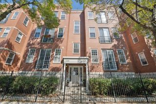 1326 W Belmont Avenue 3E, Chicago, IL 60657