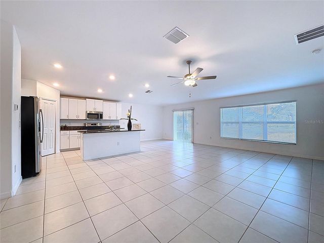 6557 BAR S BAR TRAIL, Zephyrhills, FL 33541