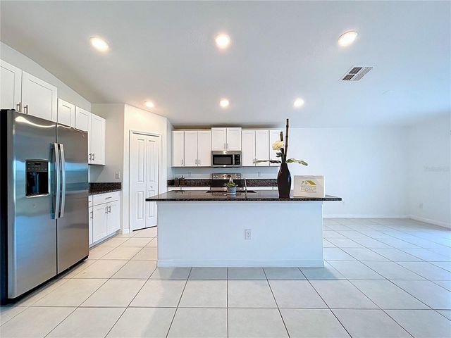 6557 BAR S BAR TRAIL, Zephyrhills, FL 33541