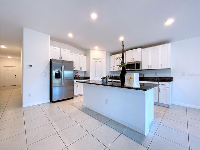 6557 BAR S BAR TRAIL, Zephyrhills, FL 33541