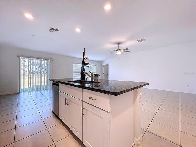 6557 BAR S BAR TRAIL, Zephyrhills, FL 33541