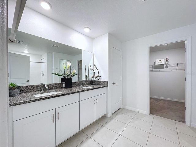 6557 BAR S BAR TRAIL, Zephyrhills, FL 33541