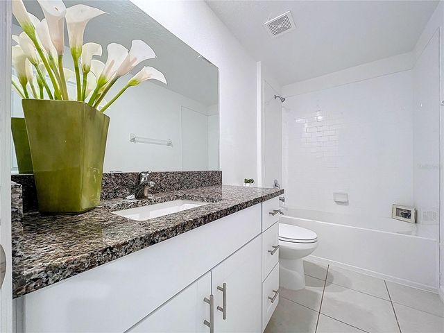 6557 BAR S BAR TRAIL, Zephyrhills, FL 33541