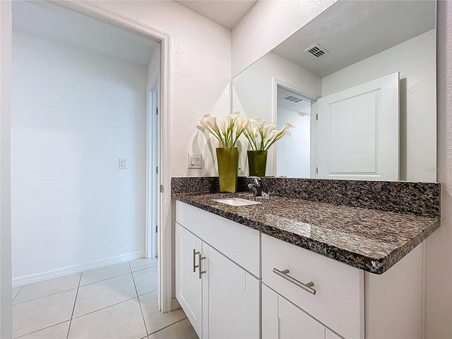 6557 BAR S BAR TRAIL, Zephyrhills, FL 33541