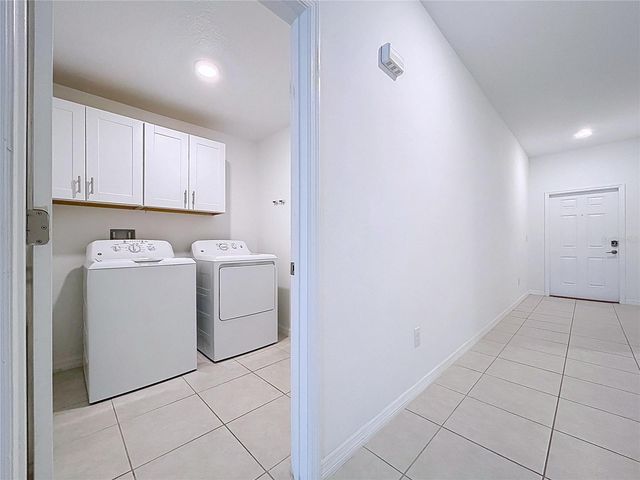 6557 BAR S BAR TRAIL, Zephyrhills, FL 33541