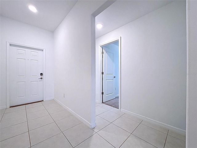 6557 BAR S BAR TRAIL, Zephyrhills, FL 33541