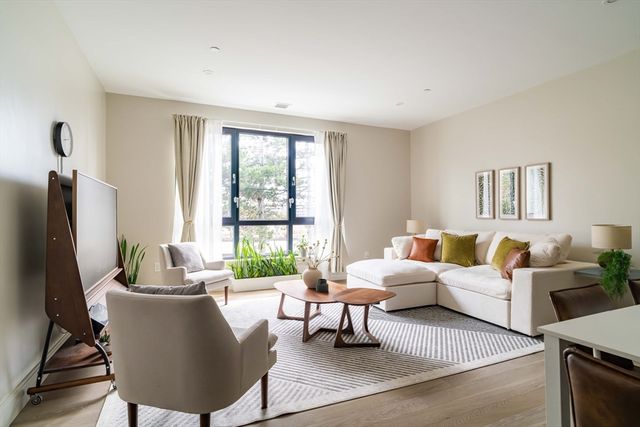 85 Myrtle St. 110, Quincy, MA 02171