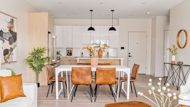 85 Myrtle St. 110, Quincy, MA 02171