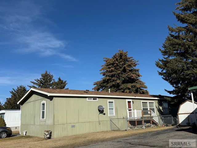 1780 Whispering Pines Drive, Idaho Falls, ID 83401