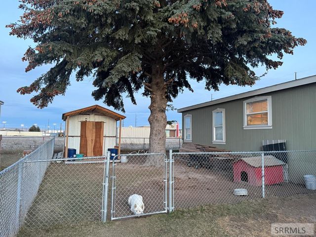 1780 Whispering Pines Drive, Idaho Falls, ID 83401