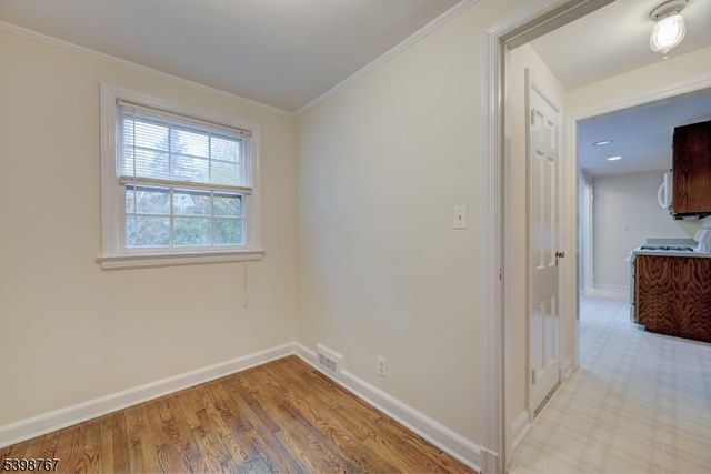 17 Andover Dr, Millburn Twp., NJ 07078