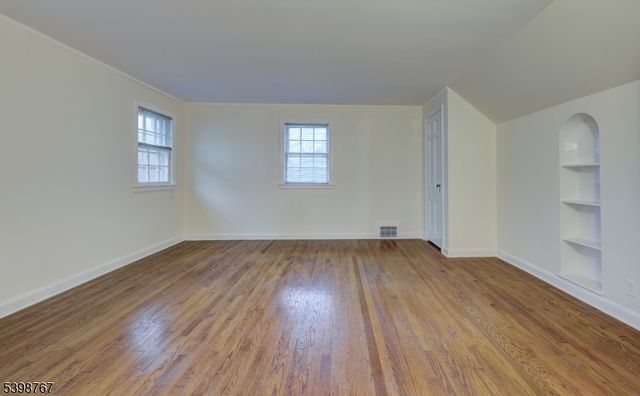 17 Andover Dr, Millburn Twp., NJ 07078