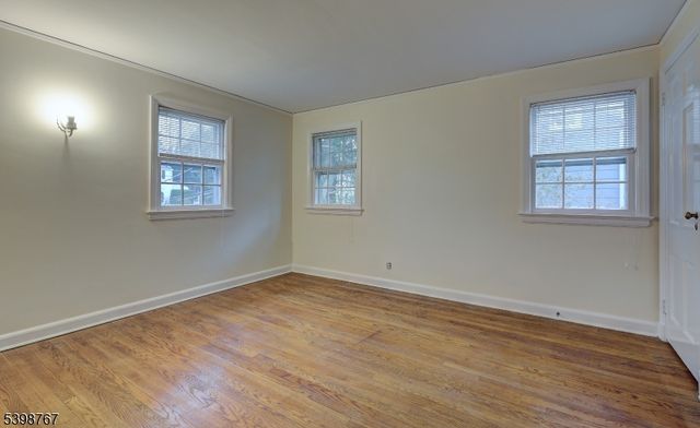 17 Andover Dr, Millburn Twp., NJ 07078