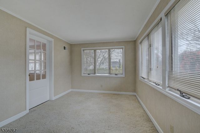 17 Andover Dr, Millburn Twp., NJ 07078