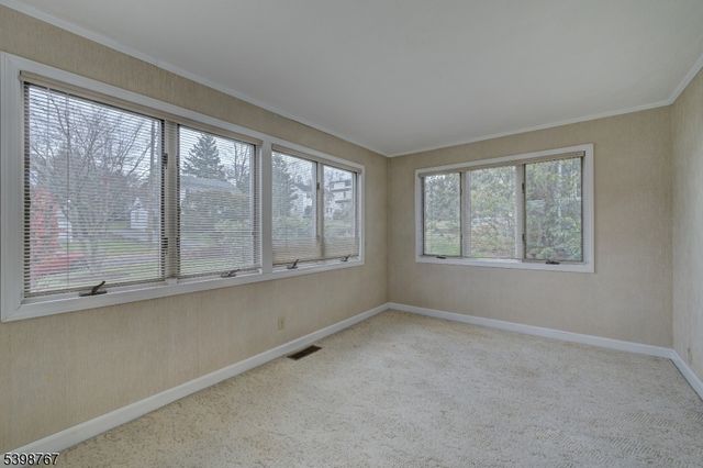 17 Andover Dr, Millburn Twp., NJ 07078