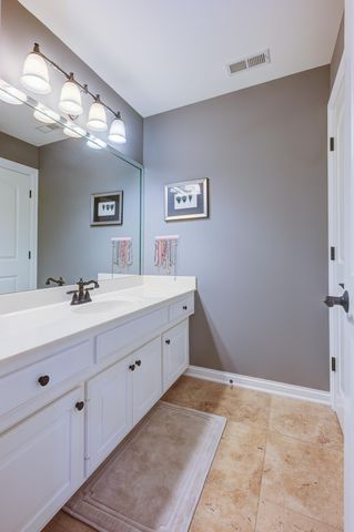 5020 LuPreese Lane, Versailles, KY 40383