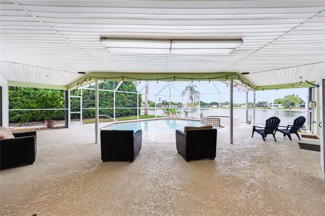 9520 LAKE CHRISTINA LANE, Port Richey, FL 34668