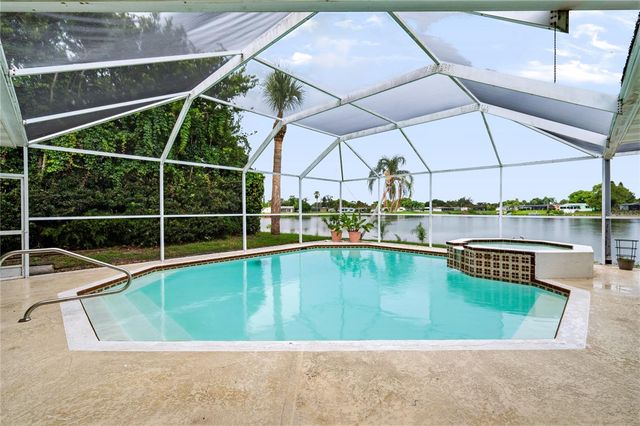 9520 LAKE CHRISTINA LANE, Port Richey, FL 34668