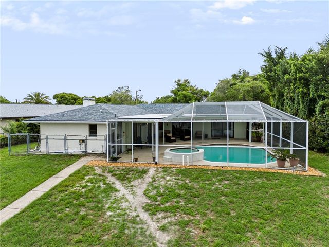 9520 LAKE CHRISTINA LANE, Port Richey, FL 34668