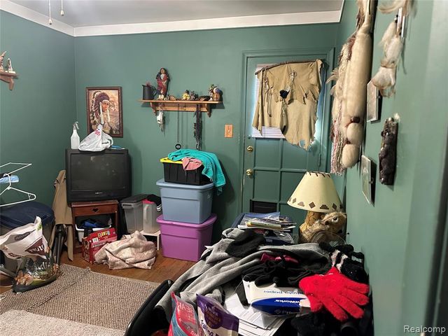 11385 Leverne, Redford, MI 48239