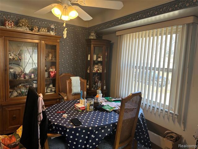 11385 Leverne, Redford, MI 48239