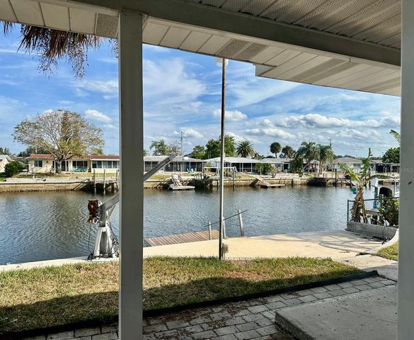 12812 4TH ISLE, Hudson, FL 34667