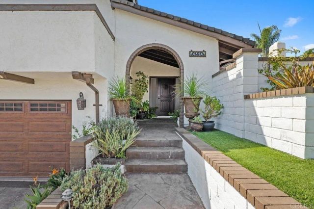 4814 Refugio Avenue, Carlsbad, CA 92008