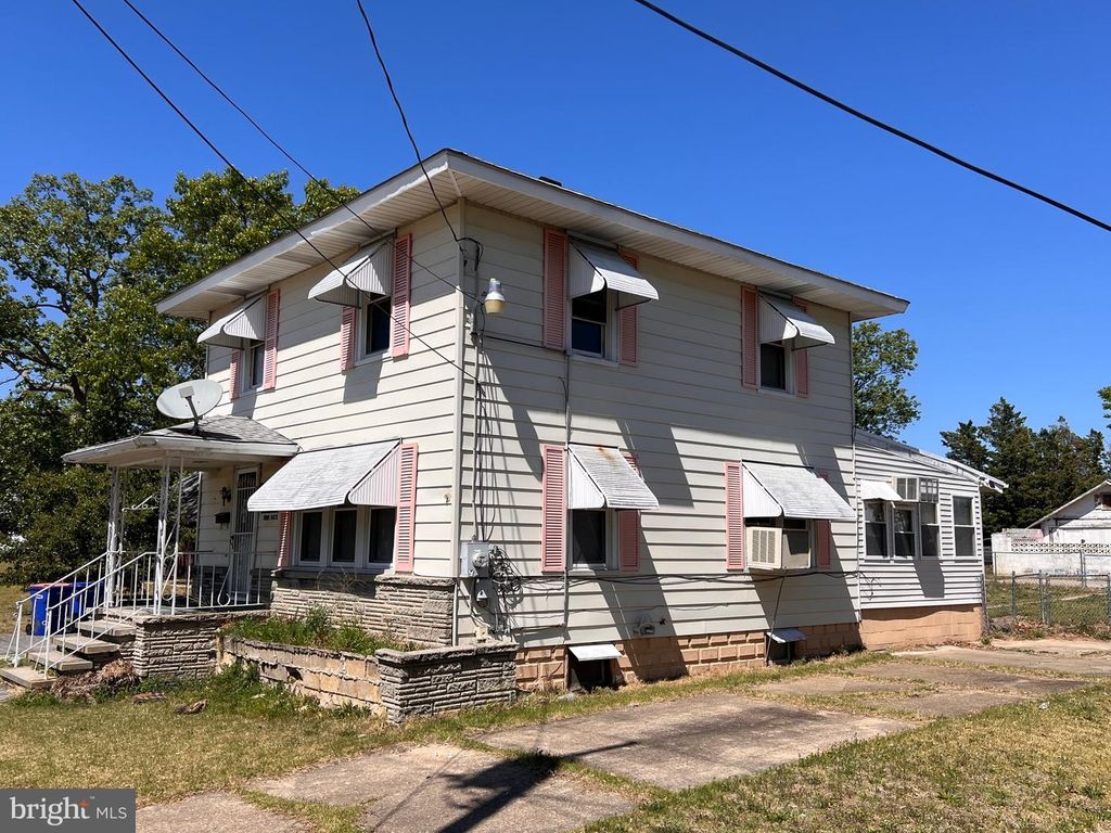 1005 BUCK ST, Millville, NJ 08332