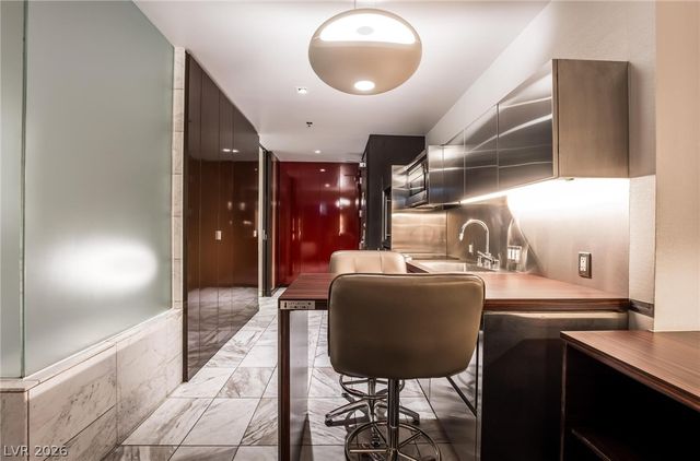 4381 West Flamingo Road 2405, Las Vegas, NV 89103