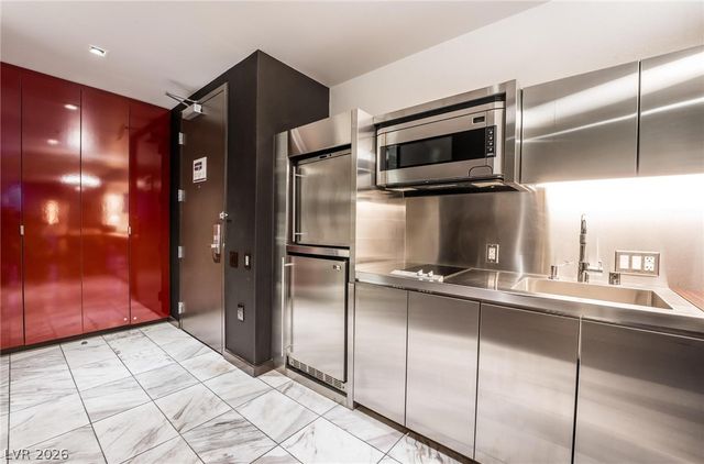 4381 West Flamingo Road 2405, Las Vegas, NV 89103