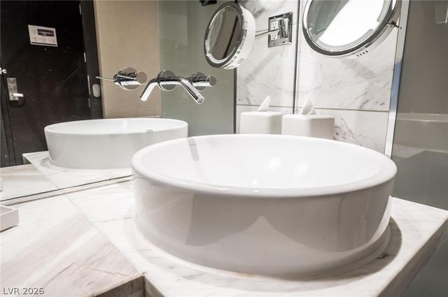 4381 West Flamingo Road 2405, Las Vegas, NV 89103