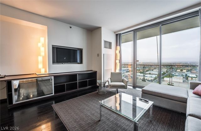 4381 West Flamingo Road 2405, Las Vegas, NV 89103