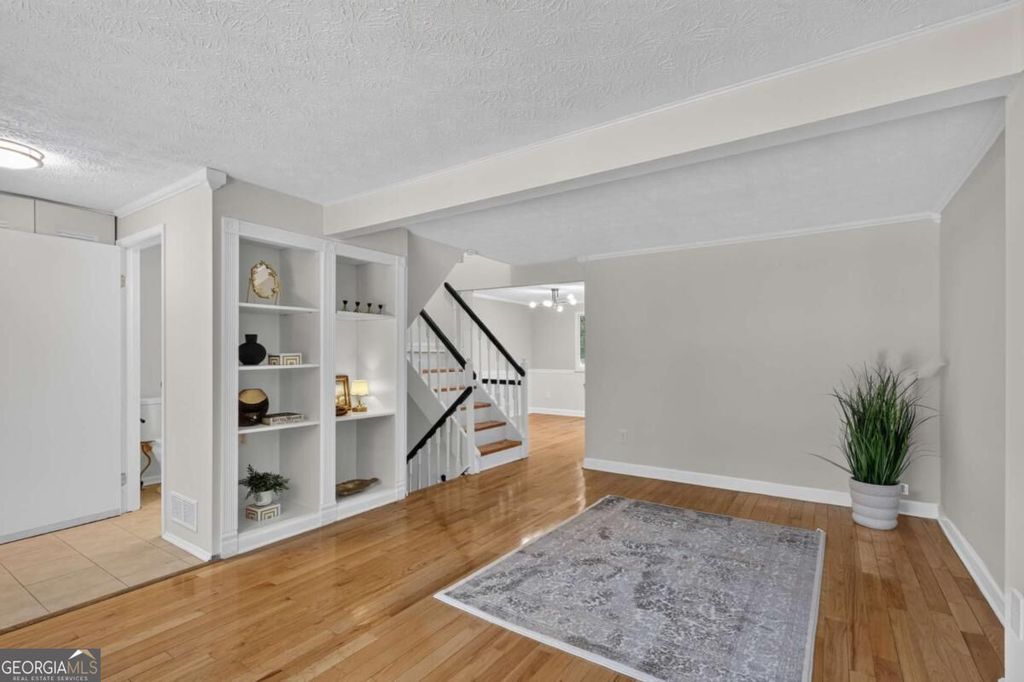 284 Roswell Commons Circle, Roswell, GA 30076 — photo 2