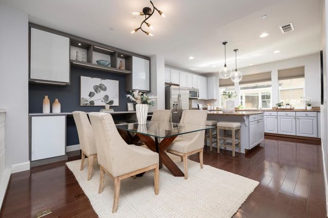 31 Bremerton Circle, Redwood Shores, CA 94065