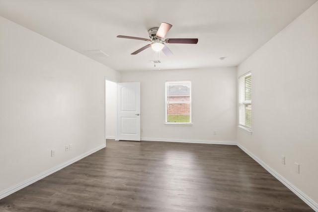 326 County Road 3558, Cleveland, TX 77327