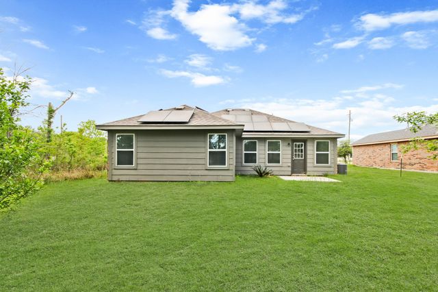 326 County Road 3558, Cleveland, TX 77327