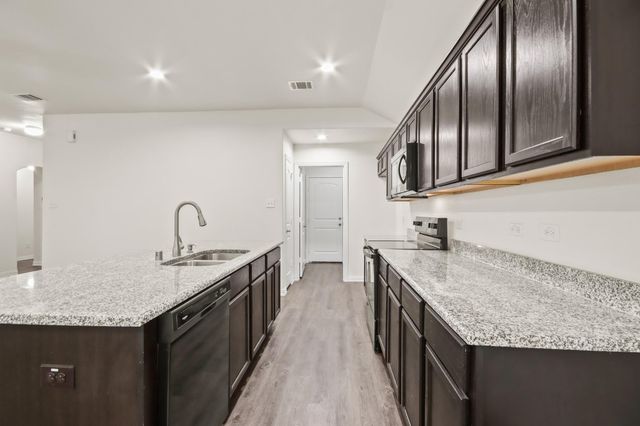 326 County Road 3558, Cleveland, TX 77327