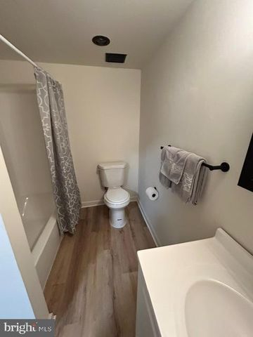 19 LA CASCATA TNHS, Clementon, NJ 08021