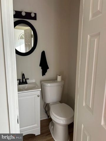 19 LA CASCATA TNHS, Clementon, NJ 08021