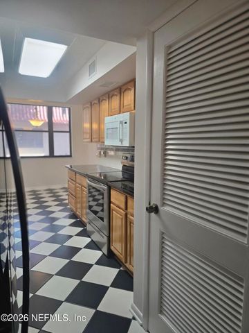 1810 SEVILLA Boulevard 311, Atlantic Beach, FL 32233