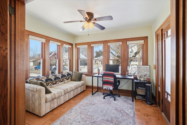 117 Harrison AVENUE, Waukesha, WI 53186