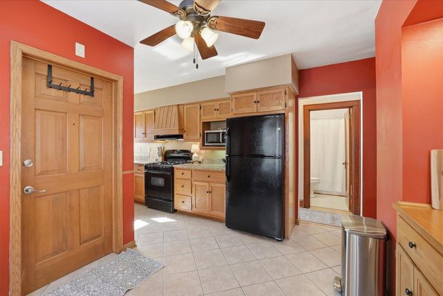 117 Harrison AVENUE, Waukesha, WI 53186