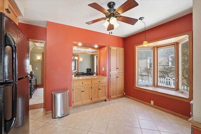 117 Harrison AVENUE, Waukesha, WI 53186