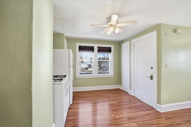 117 Harrison AVENUE, Waukesha, WI 53186