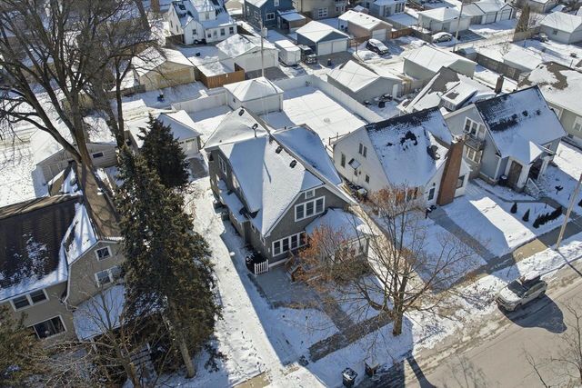 117 Harrison AVENUE, Waukesha, WI 53186