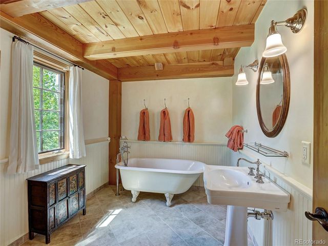 840 Penstemon Rd, Dillon, CO 80435