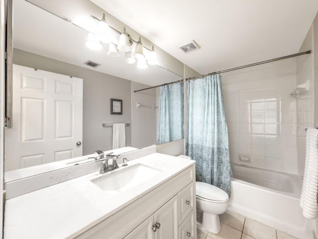 630 S Sapodilla Avenue 218, West Palm Beach, FL 33401